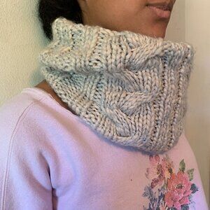 Cost Plus World Market Cable Knit Infinity Cowl Scarf Ivory & Silver Metallic OS